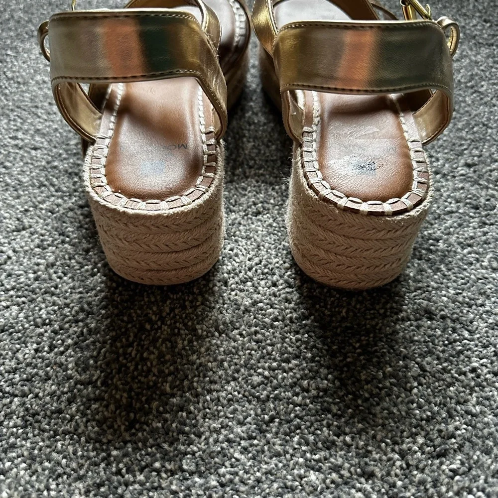 White Mountain GOLD PLATFORM ESPADRILLE SANDAL WITH BUCKLE